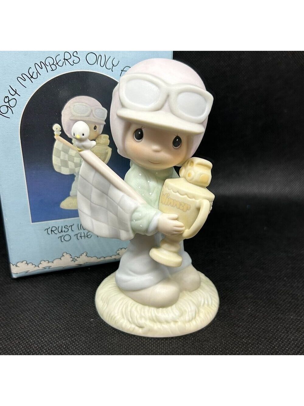 Precious Moments "Trust In The Lord To The Finish" Collector's Club figurine